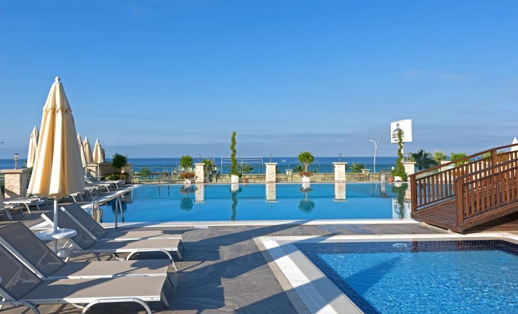 Asia Beach Resort & Spa Hotel Аланя Екстериор снимка